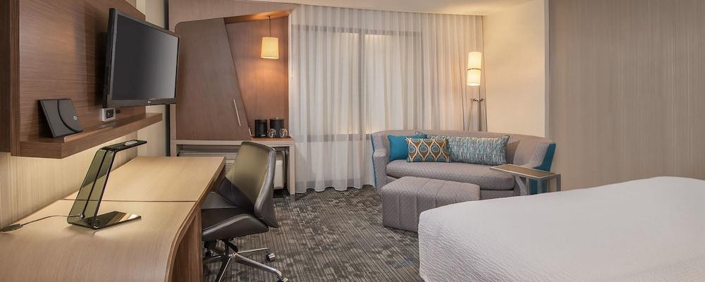 Hotel Courtyard By Marriott St. Joseph-Benton Harbor Exterior foto