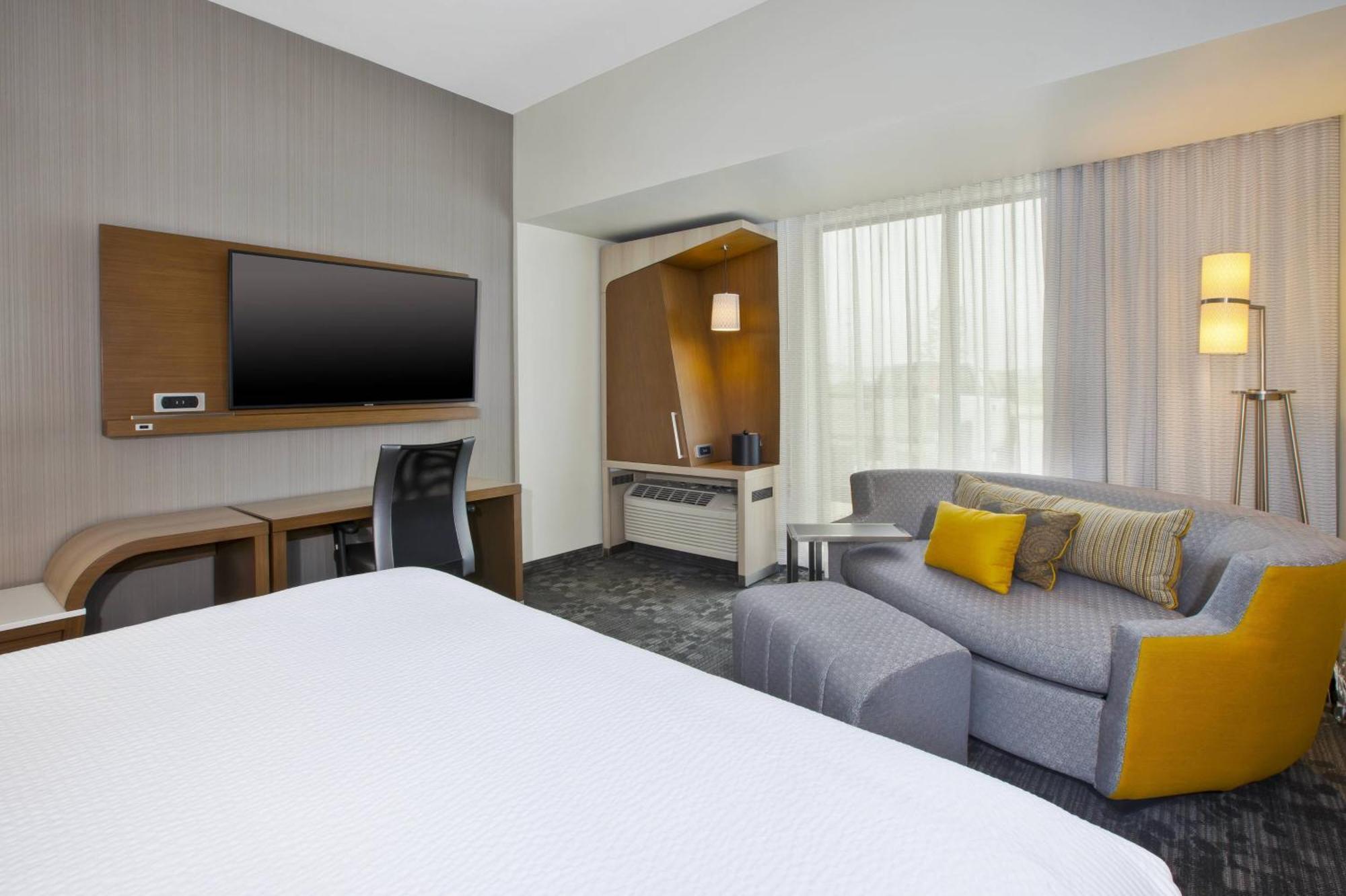 Hotel Courtyard By Marriott St. Joseph-Benton Harbor Exterior foto