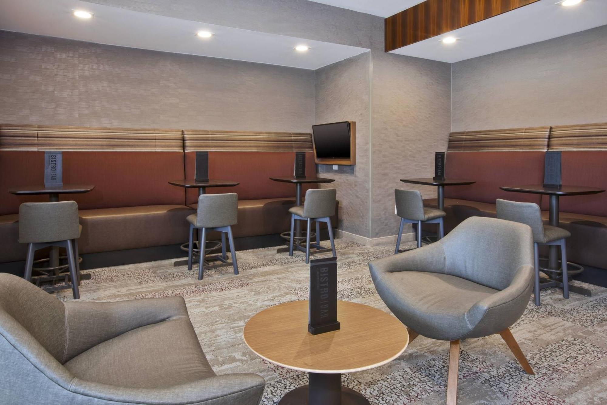 Hotel Courtyard By Marriott St. Joseph-Benton Harbor Exterior foto