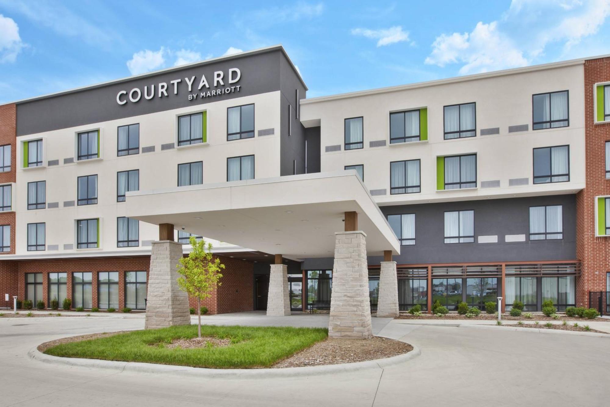 Hotel Courtyard By Marriott St. Joseph-Benton Harbor Exterior foto